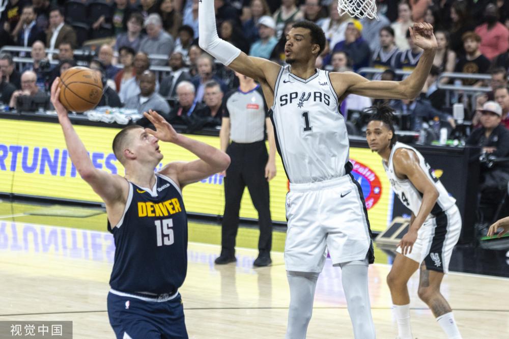 泰超劲旅武 泰超劲旅武